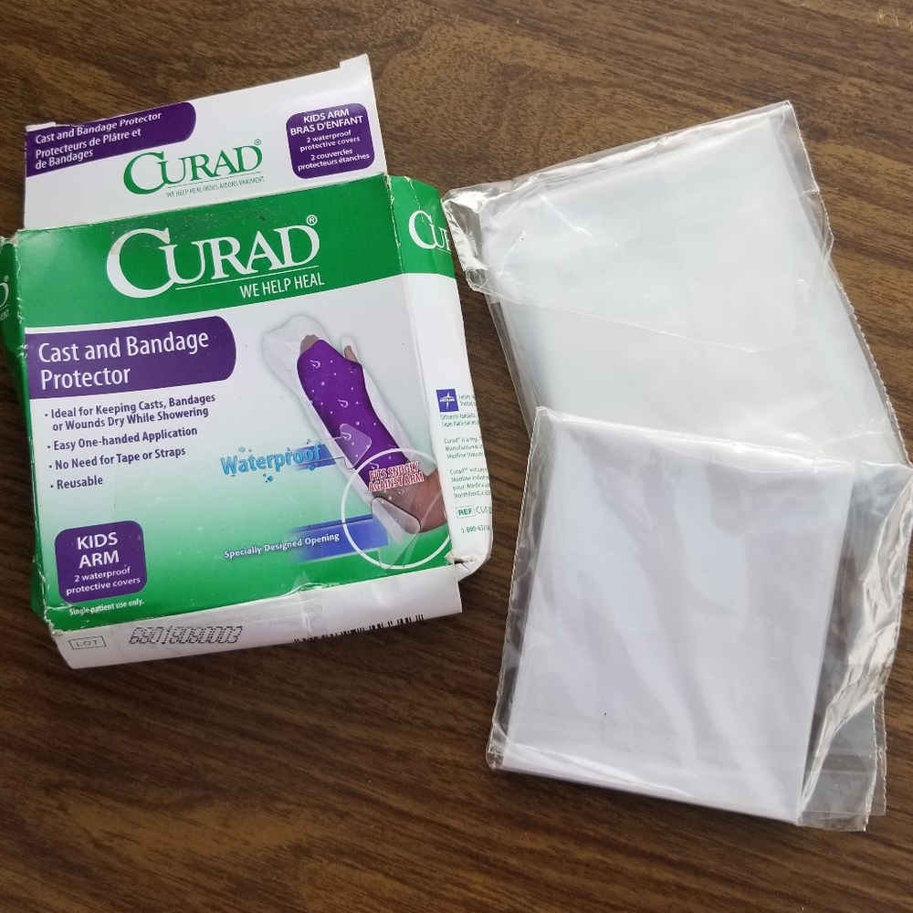 CURAD Cast Protectors
